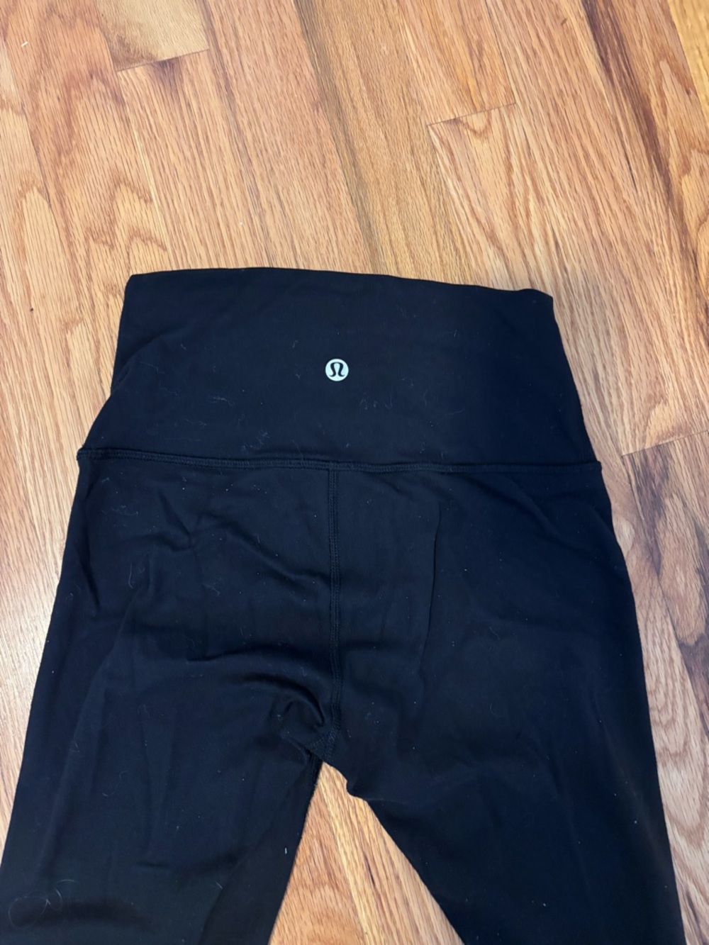 lululemon athletica Black Wunder Under leggings - Picture 2 of 2
